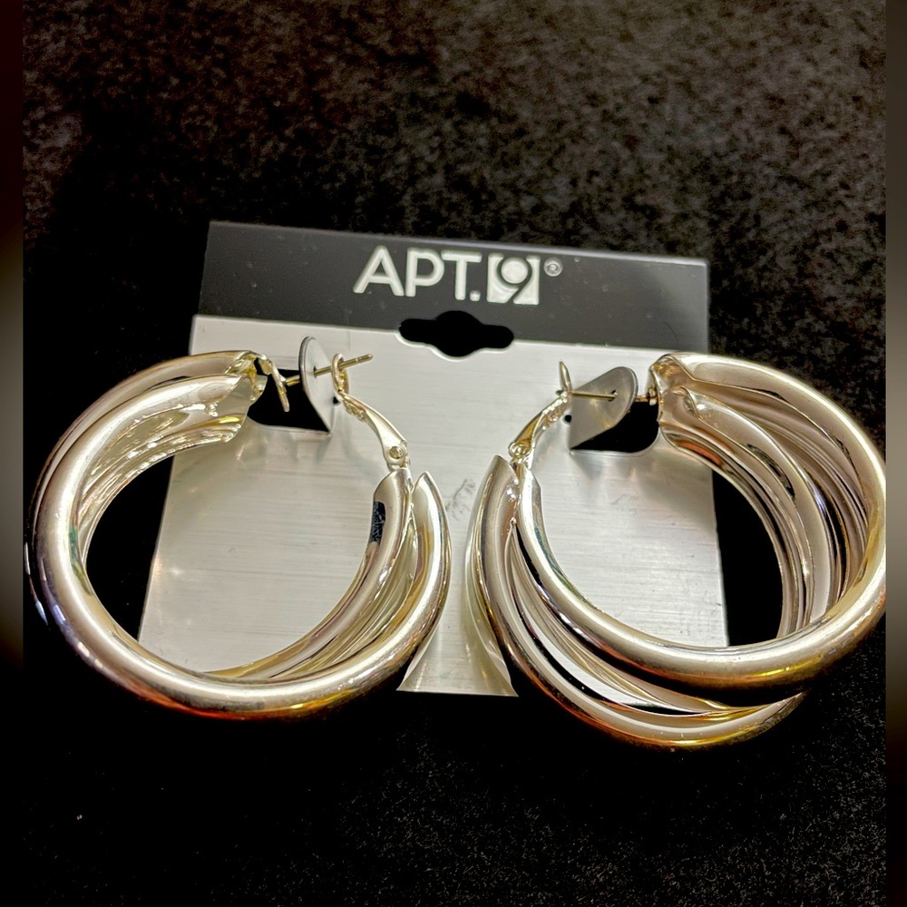 Women’s Earrings